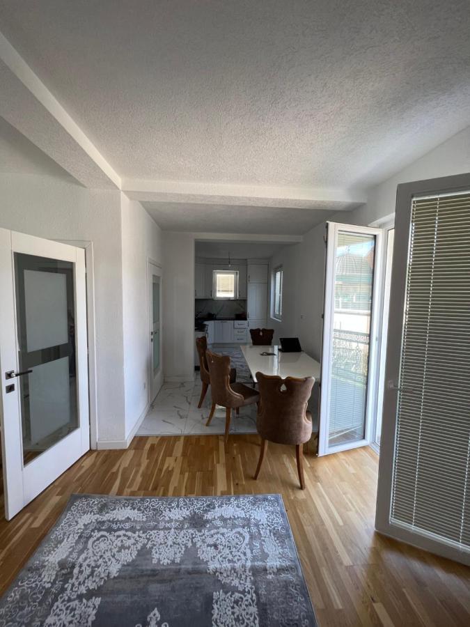 Duca Apartmani Plav Bagian luar foto
