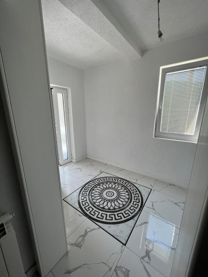 Duca Apartmani Plav Bagian luar foto